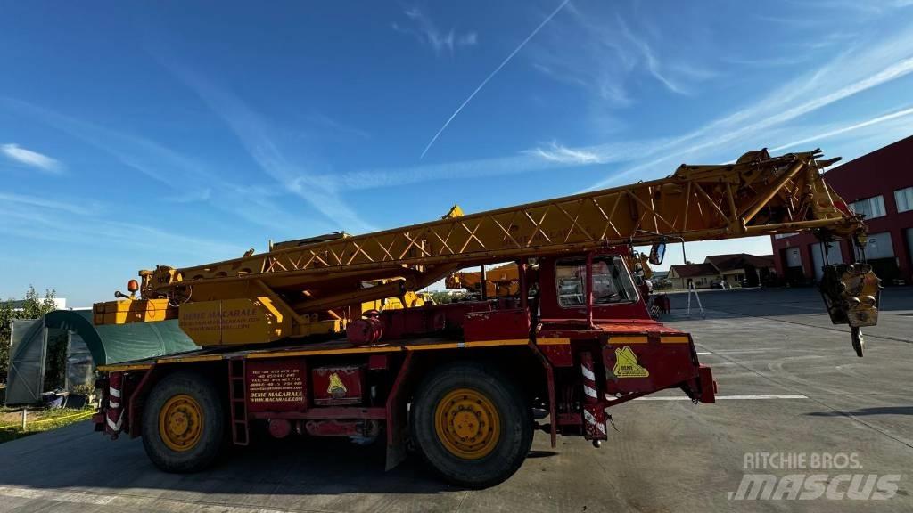 Liebherr LTM 1025 Gru per tutti i terreni