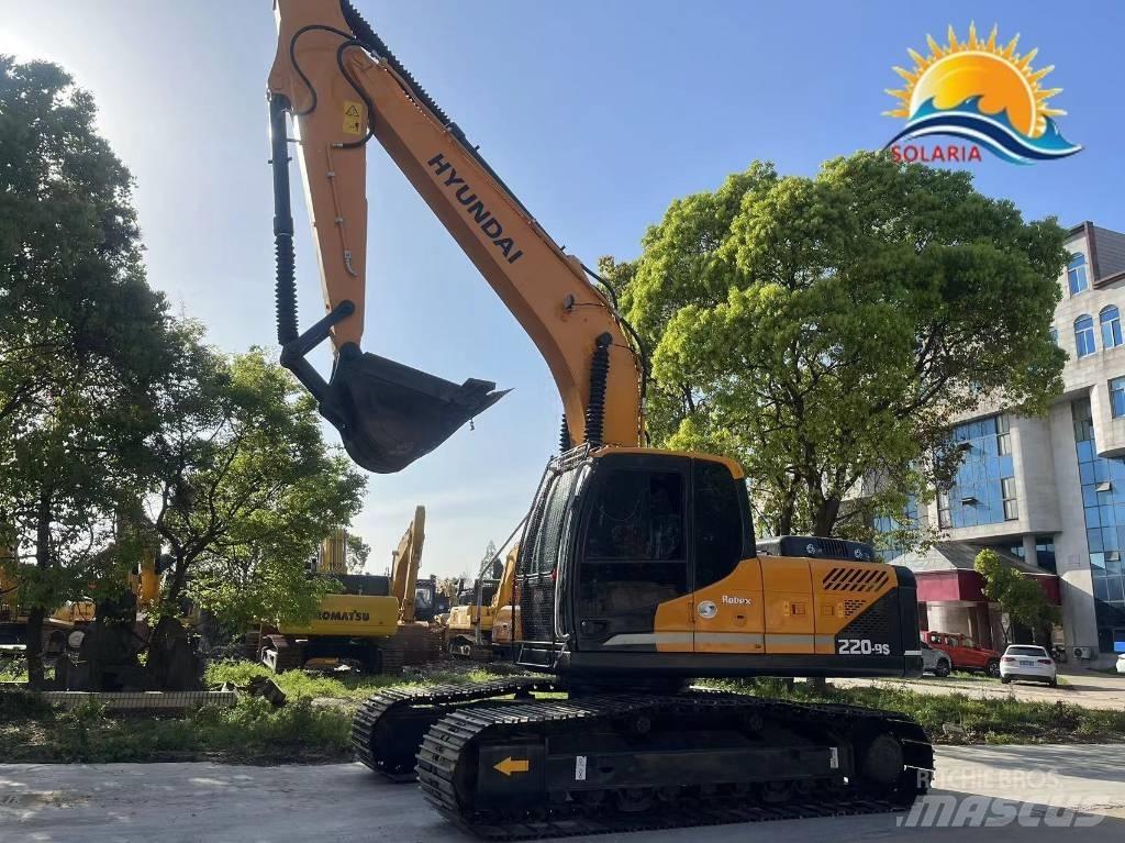 Hyundai R220-9S Escavatori gommati