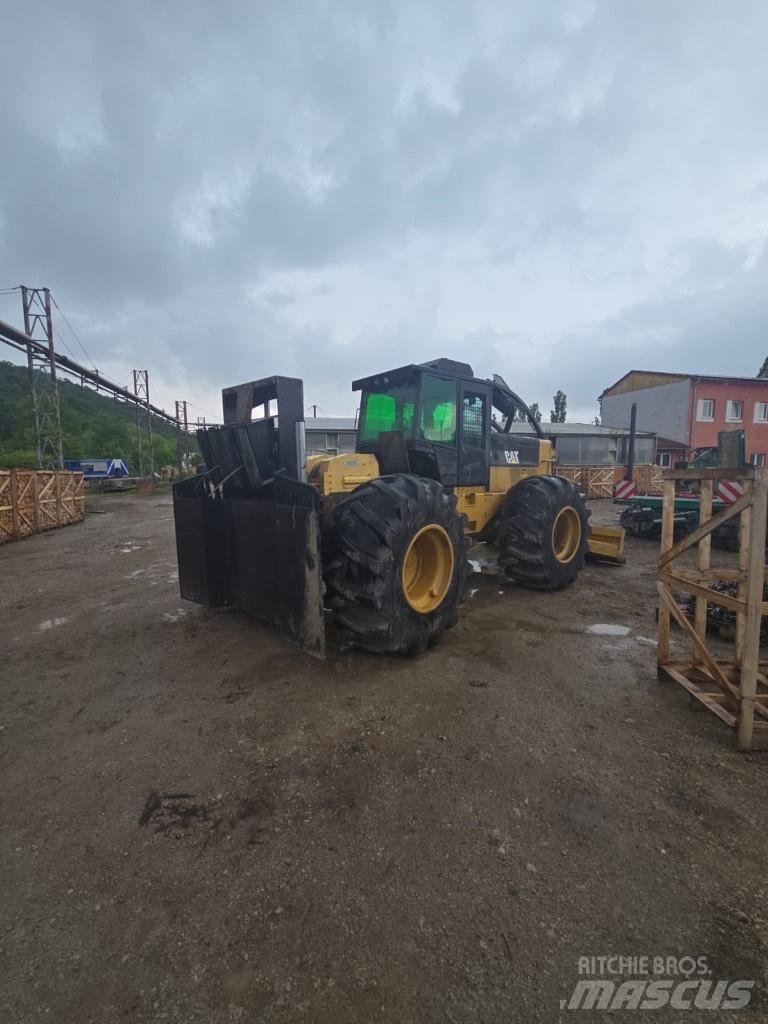 CAT 525 C Trattori Forestali