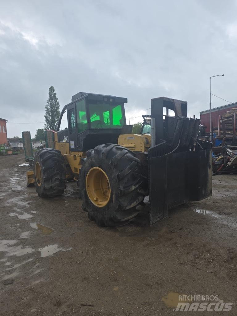 CAT 525 C Trattori Forestali