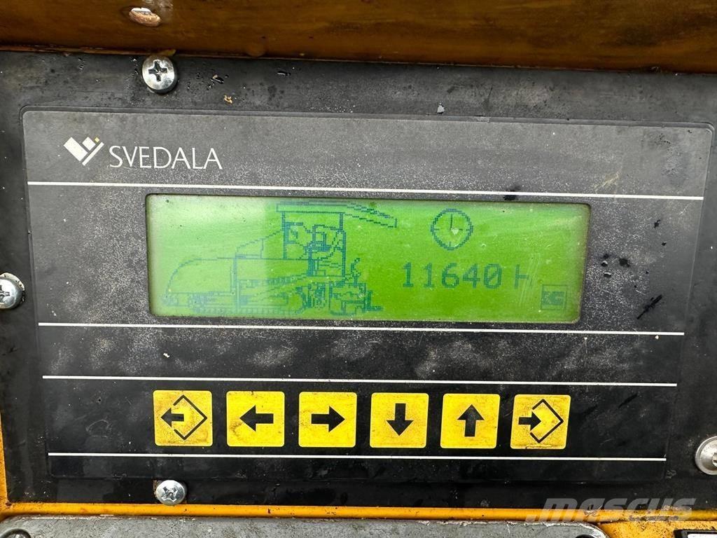 Demag DF 135 C Finitrici