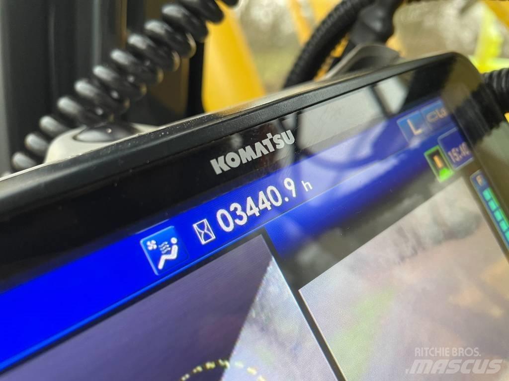 Komatsu PC 138 Escavatori a lunga portata