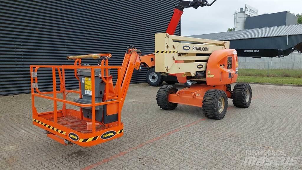 JLG 450AJ Piattaforme a braccio articolato