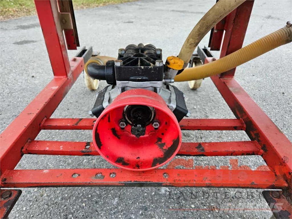 Schmotzer 800 l Irroratrici trainate