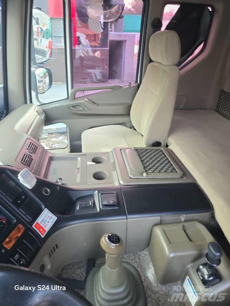 Horyong SKY450 Piattaforme autocarrate