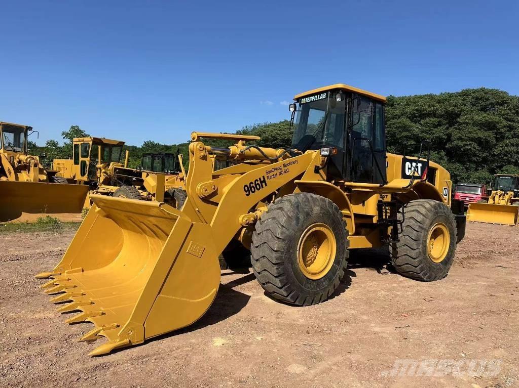 CAT 966H Pale gommate