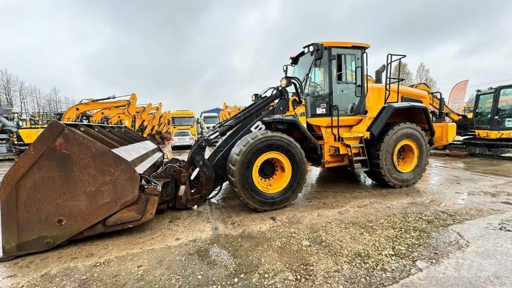JCB 457 HT Pale gommate