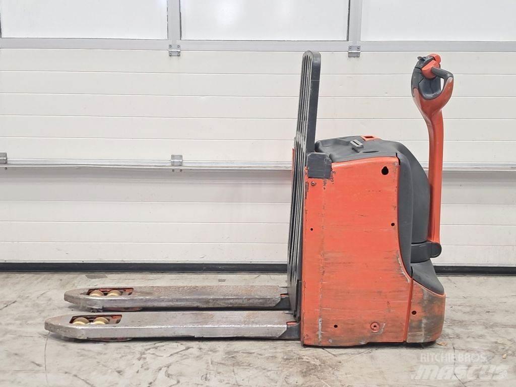 Linde T16L Transpallet elettrici a timone
