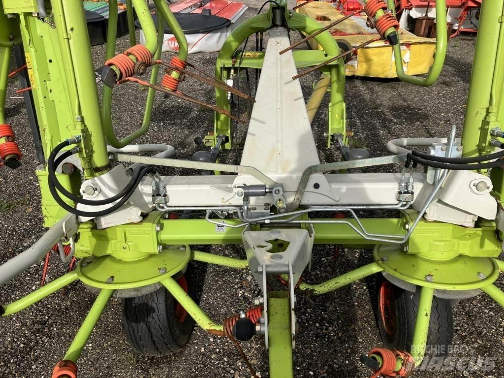 CLAAS VOLTO 1100 Ranghinatori