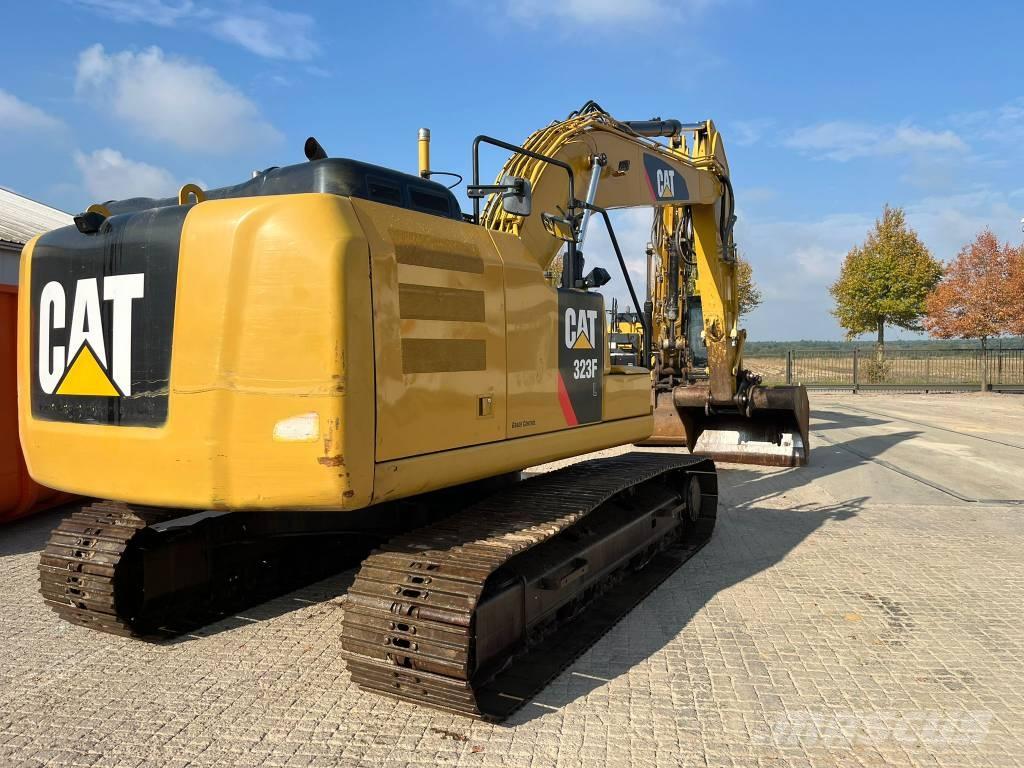 CAT 323 F L Escavatori cingolati