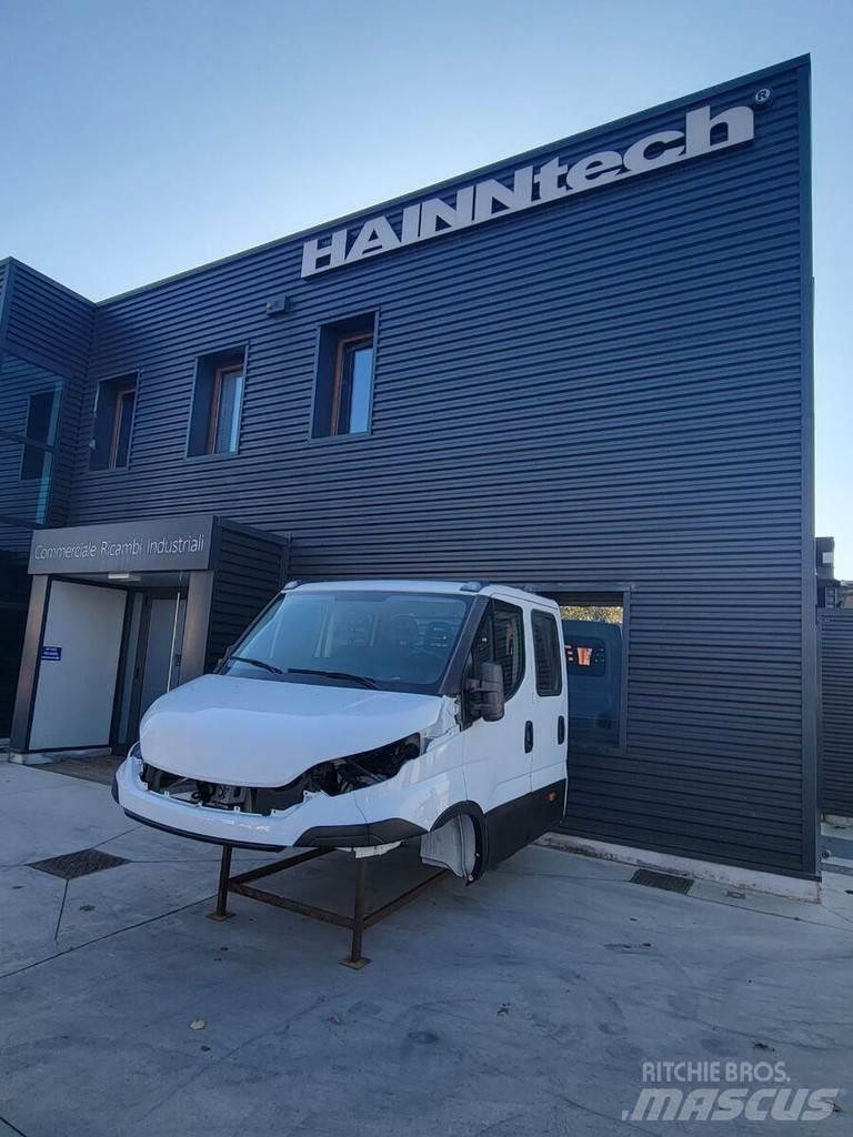 Iveco DAILY E6 Cabine e interni