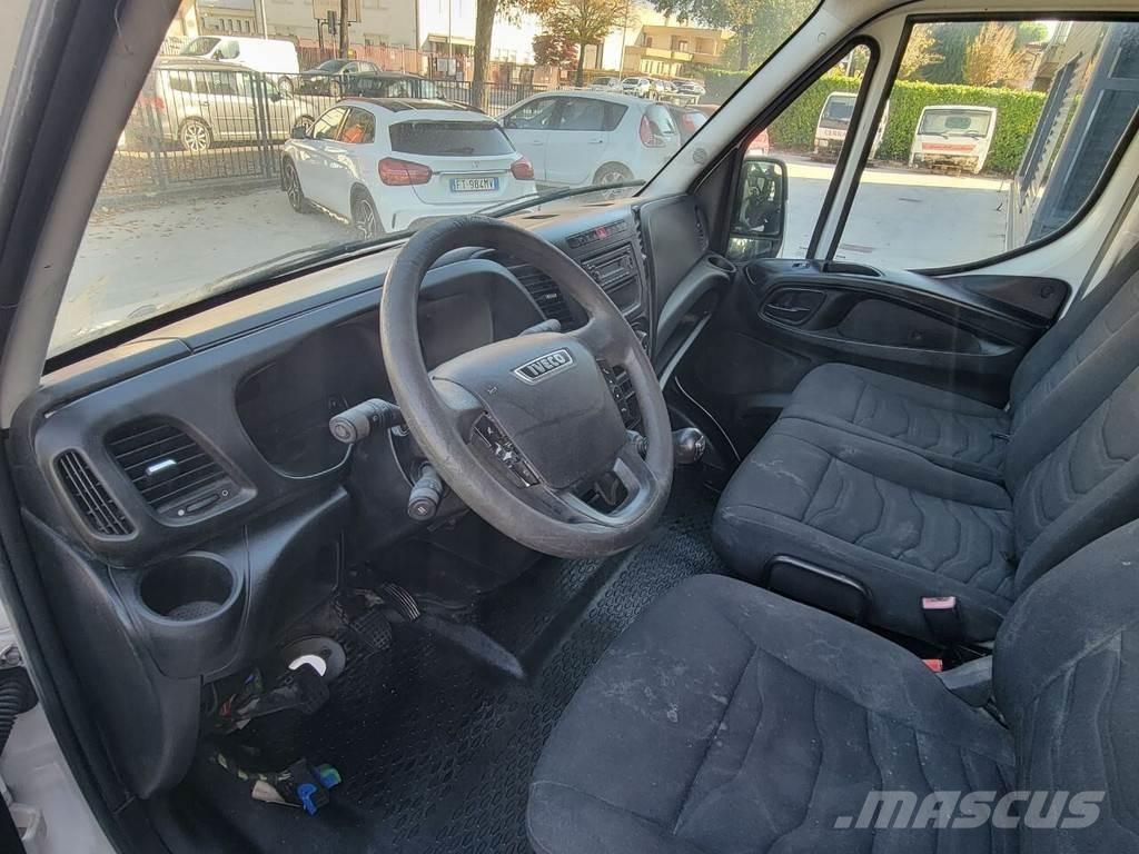 Iveco DAILY E6 Cabine e interni