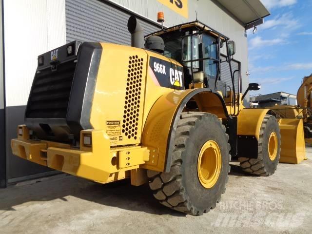CAT 966 K Pale gommate
