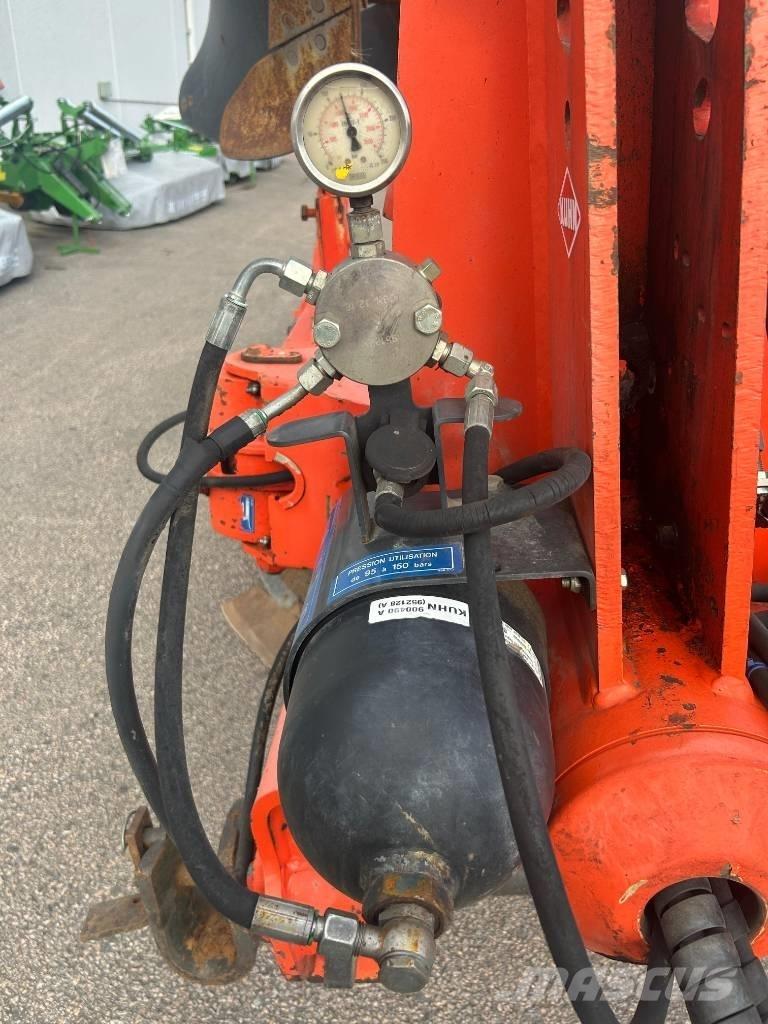Kuhn Vari-Master 122 Aratri reversibili