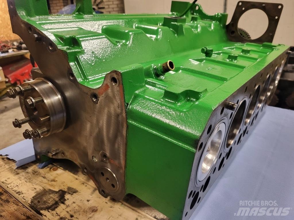 John Deere 6068 Trattori