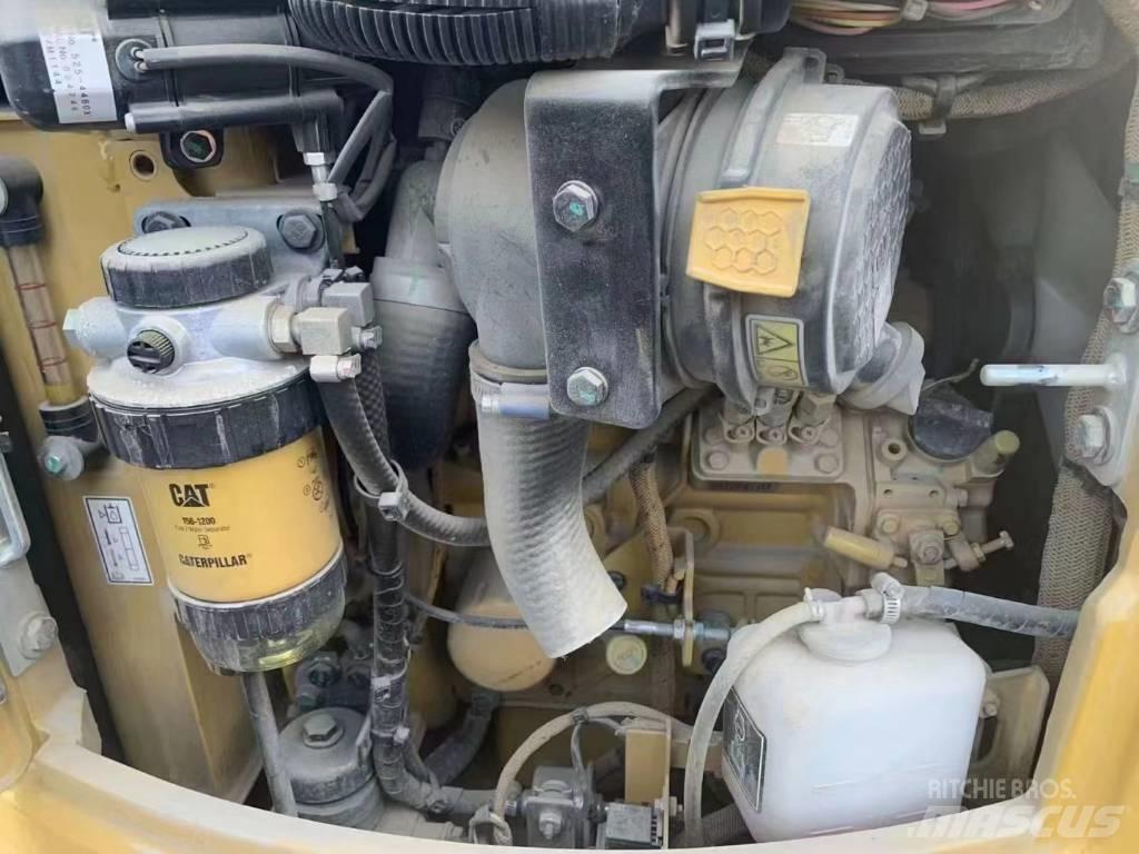 CAT 301.7 Miniescavatori