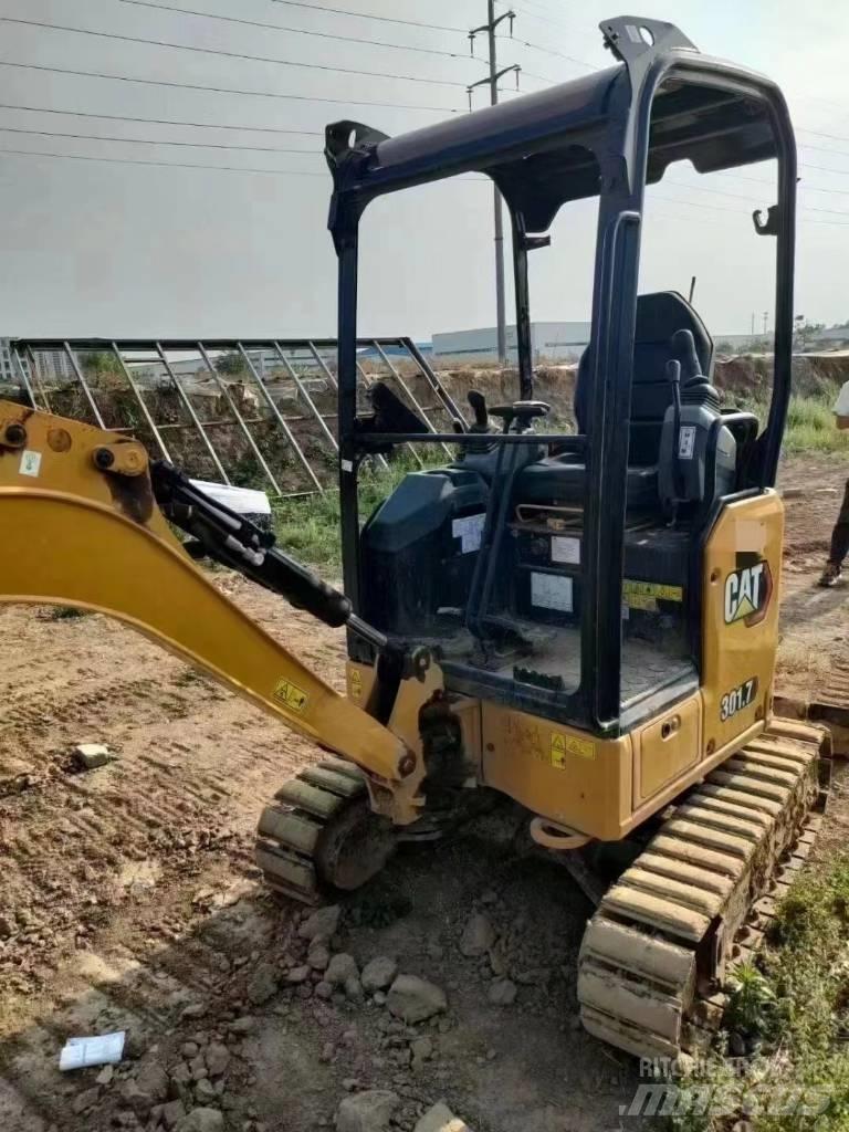 CAT 301.7 Miniescavatori