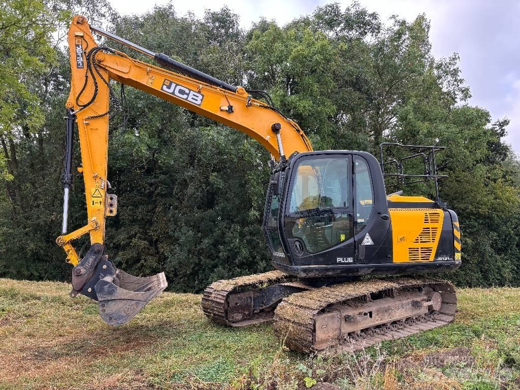 JCB JS 131 LC Escavatori cingolati