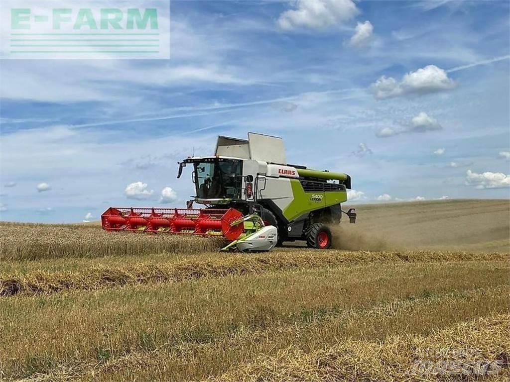 CLAAS trion 730 Mietitrebbiatrici