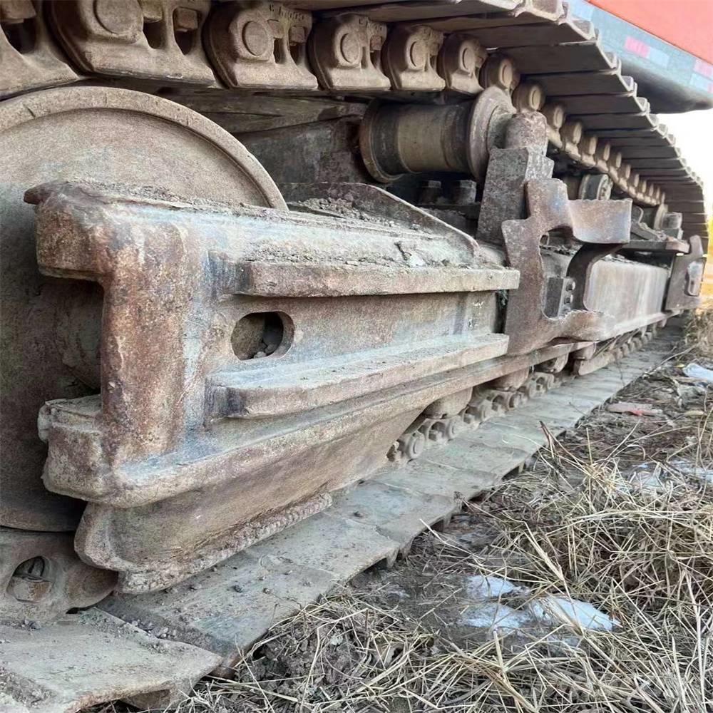 Doosan DX150LC-9C Escavatori cingolati