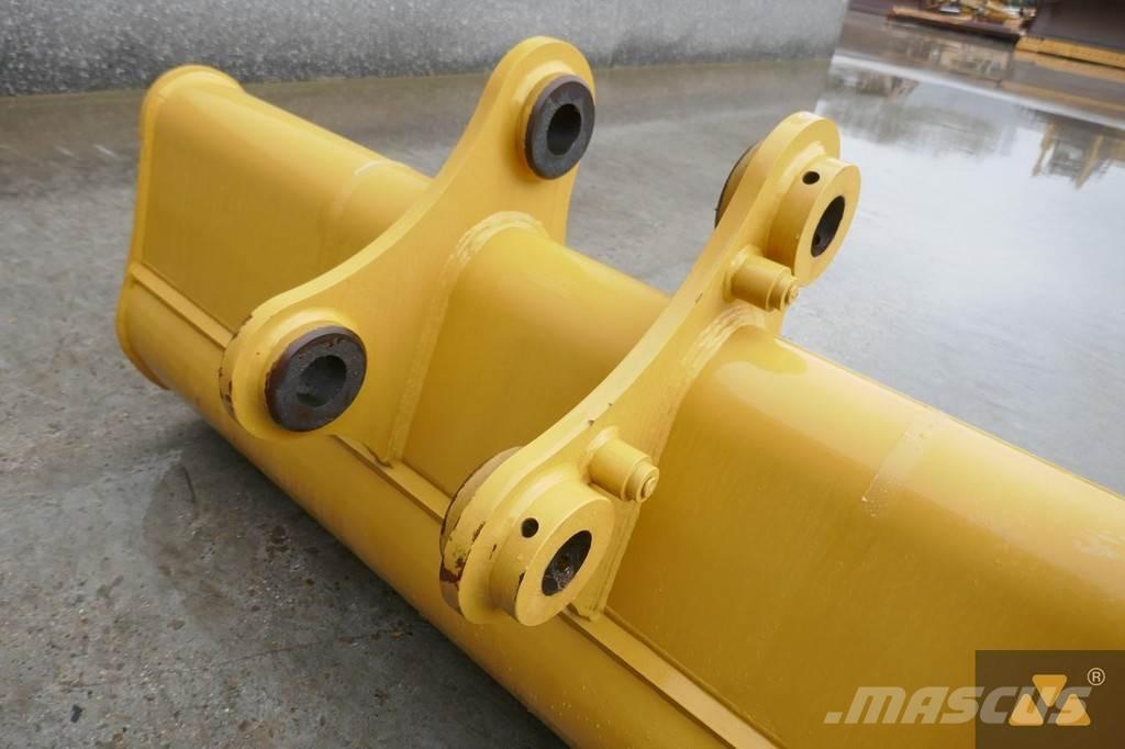 CAT 315 Bucket Benne