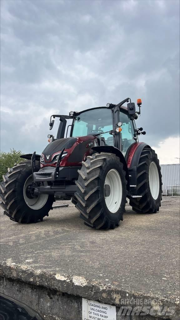 Valtra G 135 A Trattori