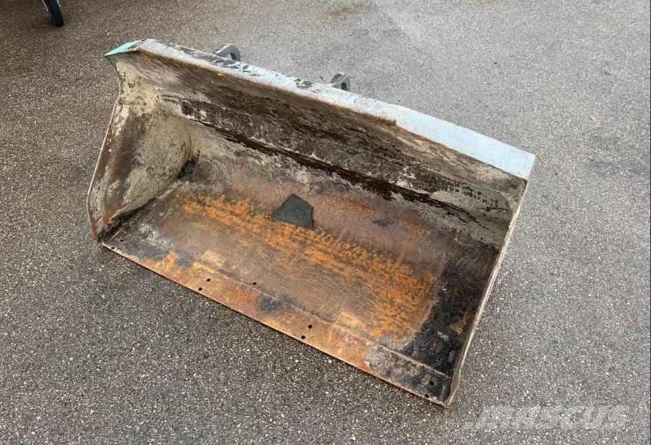 Kramer-allrad 5035 Pale gommate