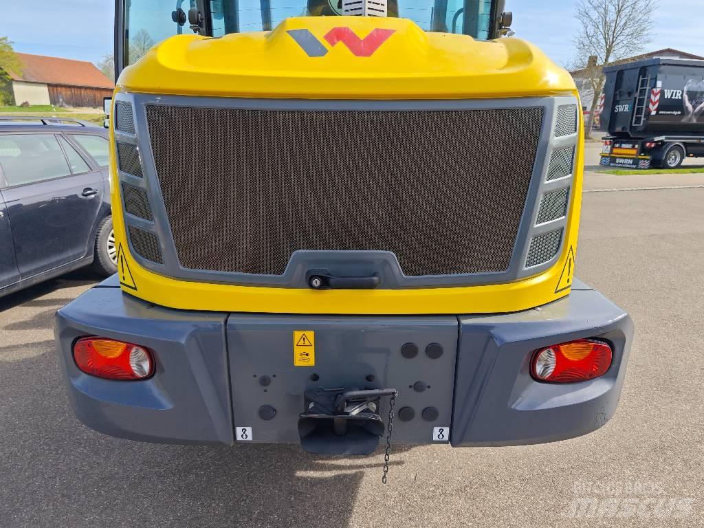 Wacker Neuson WL 60 Pale gommate