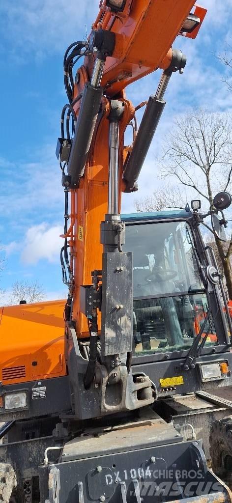 Doosan DX 100 W-7 Escavatori gommati