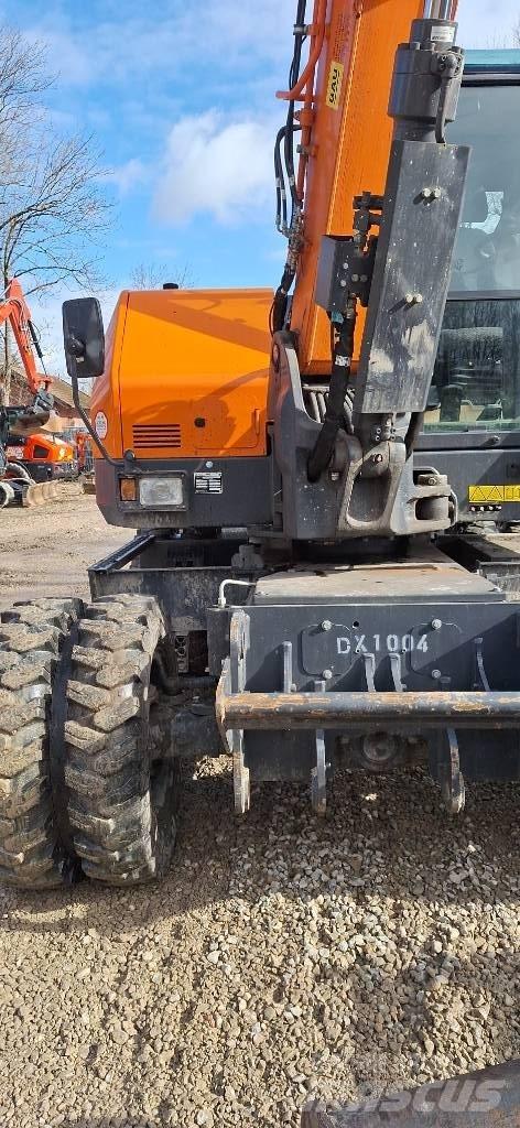 Doosan DX 100 W-7 Escavatori gommati
