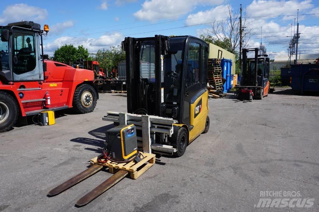 CAT EP25N Carrelli elevatori elettrici