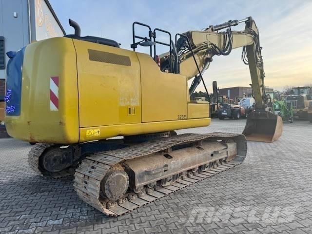CAT 323 EL Escavatori cingolati