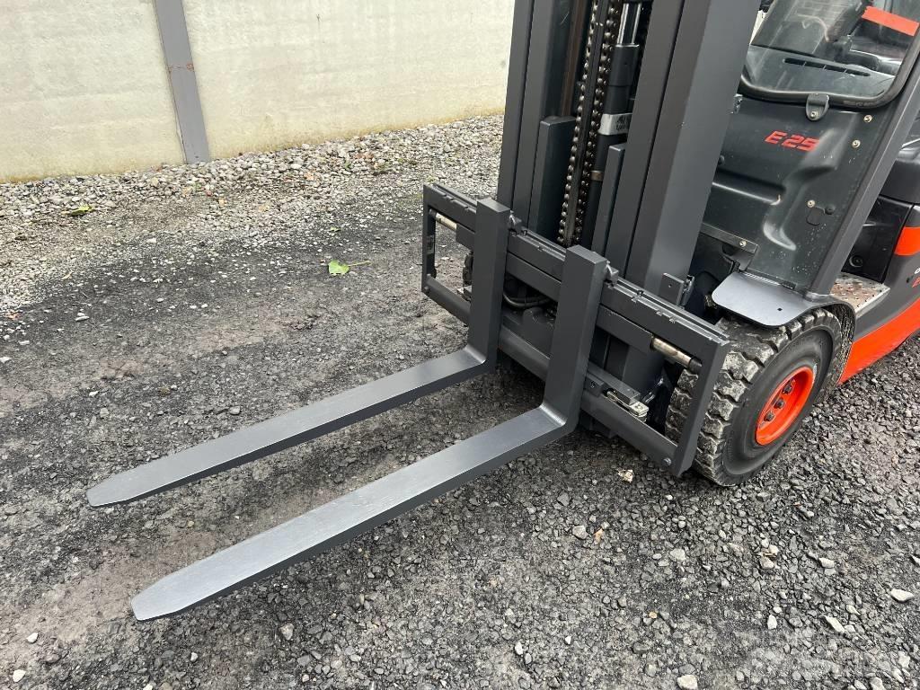 Linde E25-01 Carrelli elevatori elettrici