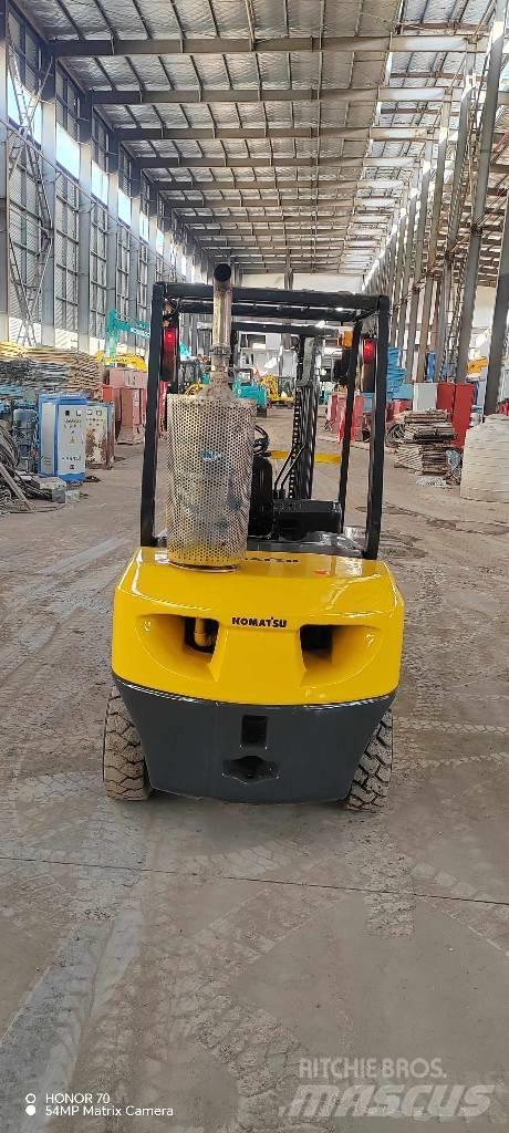 Komatsu FD 30 T-14 Carrelli elevatori diesel