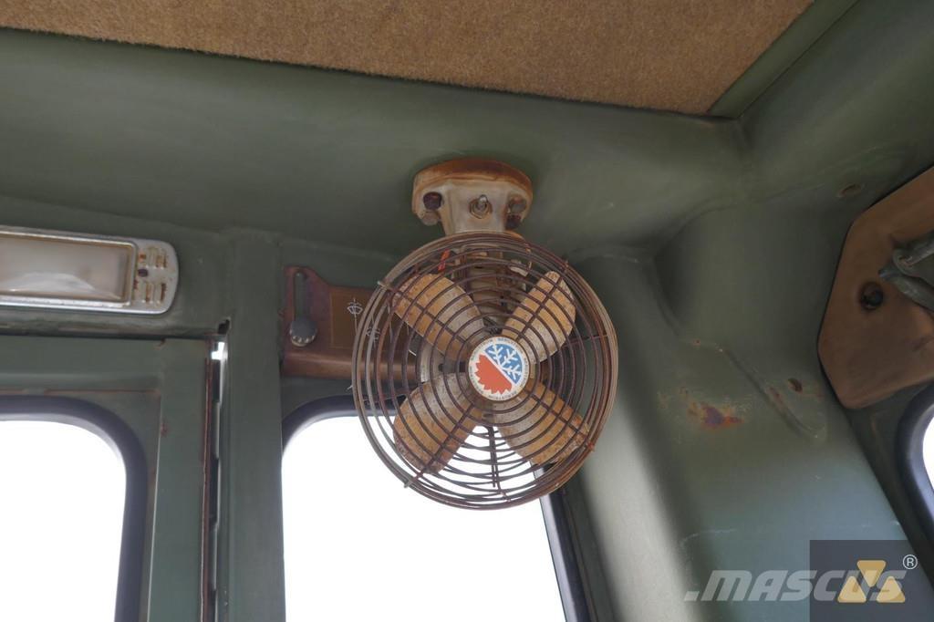 CAT 130G Ex-army Motorgraders