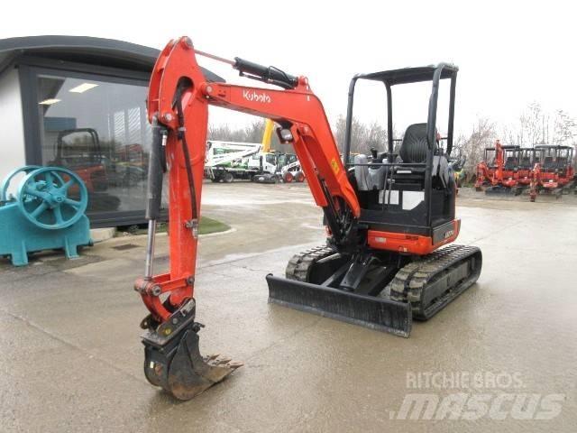 Kubota U 27-4 Miniescavatori