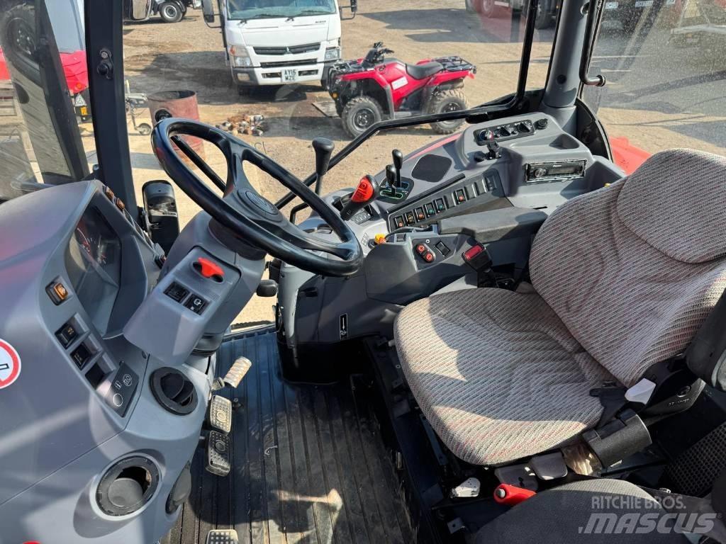 Kubota M105GX-IV Trattori