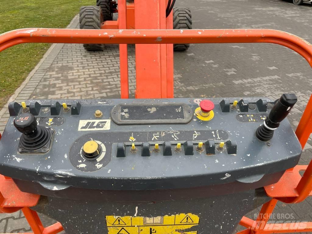 JLG 800 AJ Piattaforme a braccio articolato