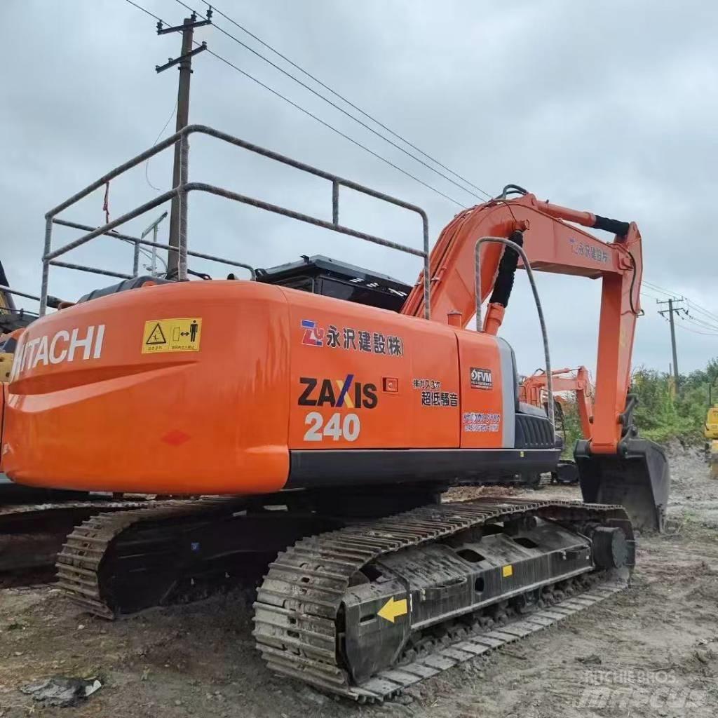 Hitachi 240-3 Escavatori cingolati