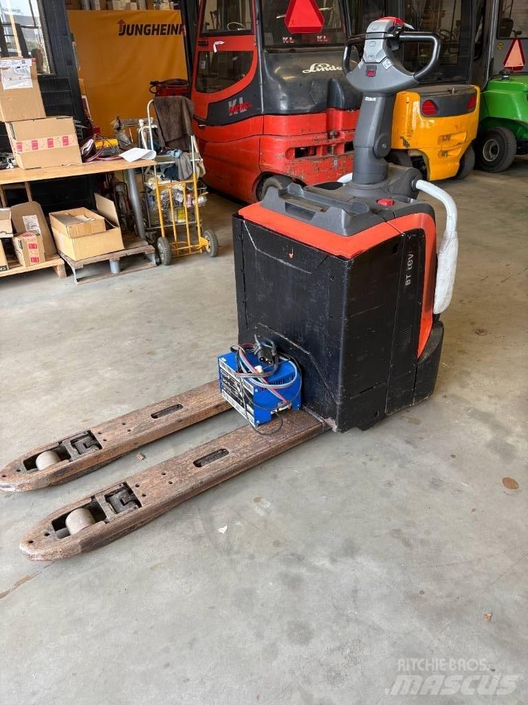 BT LPE 200 Carrelli elevatori bassi a piattaforma