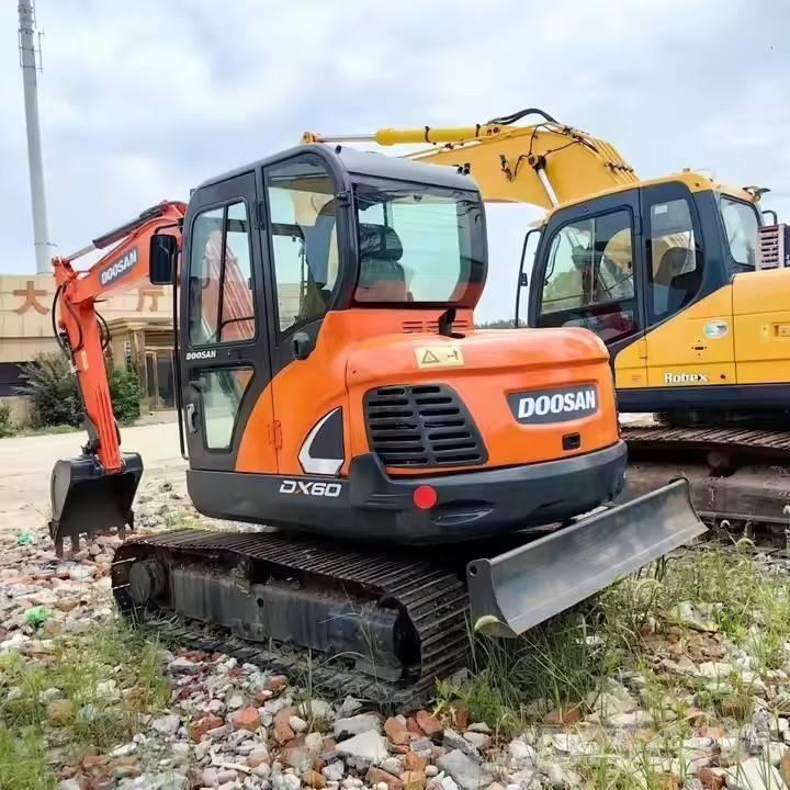 Doosan DX 60 Miniescavatori
