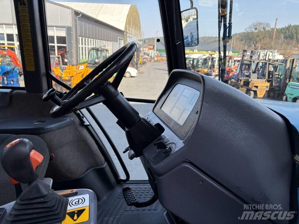 New Holland 8870 Trattori