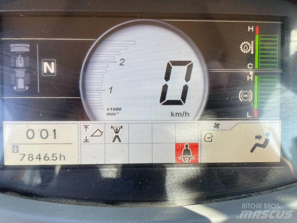 Hitachi ZW 550 - 6 Pale gommate