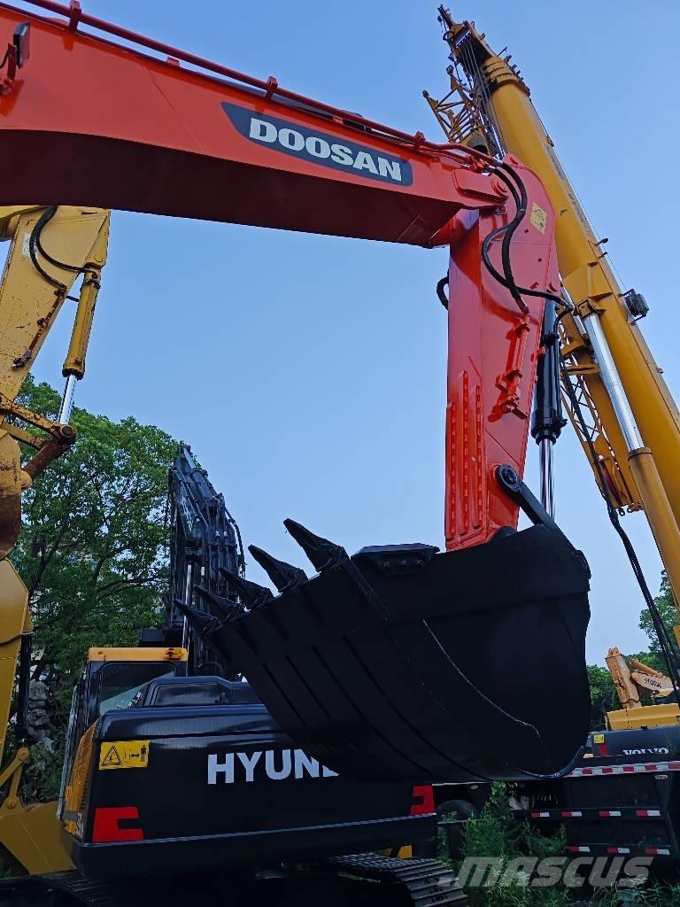 Doosan DX 300 LC Escavatori cingolati
