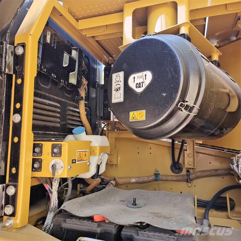 CAT 320 GC Escavatori cingolati