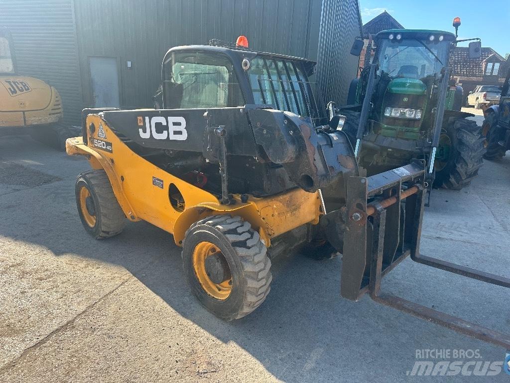JCB 520-40 Sollevatori telescopici