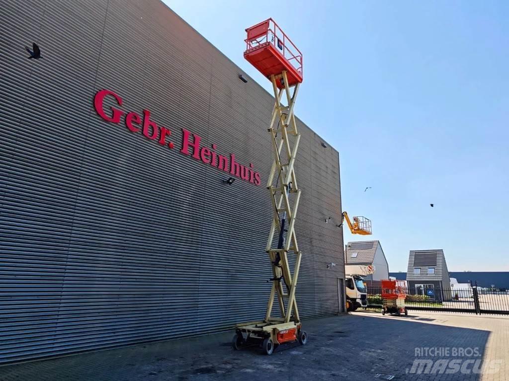 JLG 3246 ES Piattaforme a pantografo