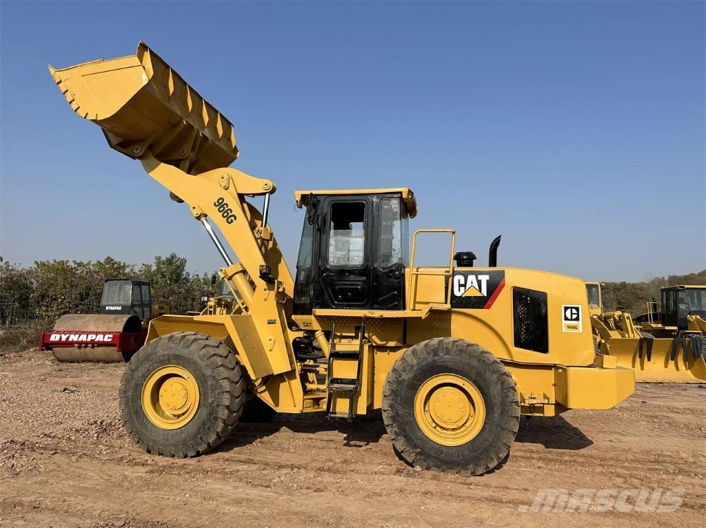 CAT 966 G Pale gommate