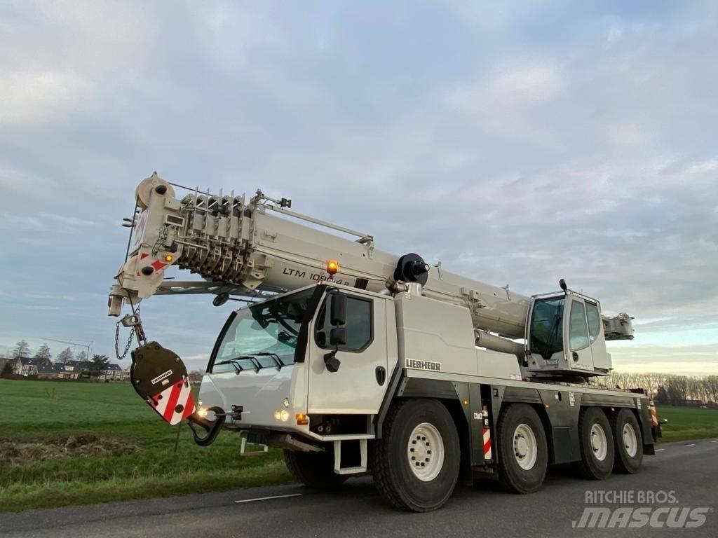 Liebherr LTM1090-4.2 Gru per tutti i terreni