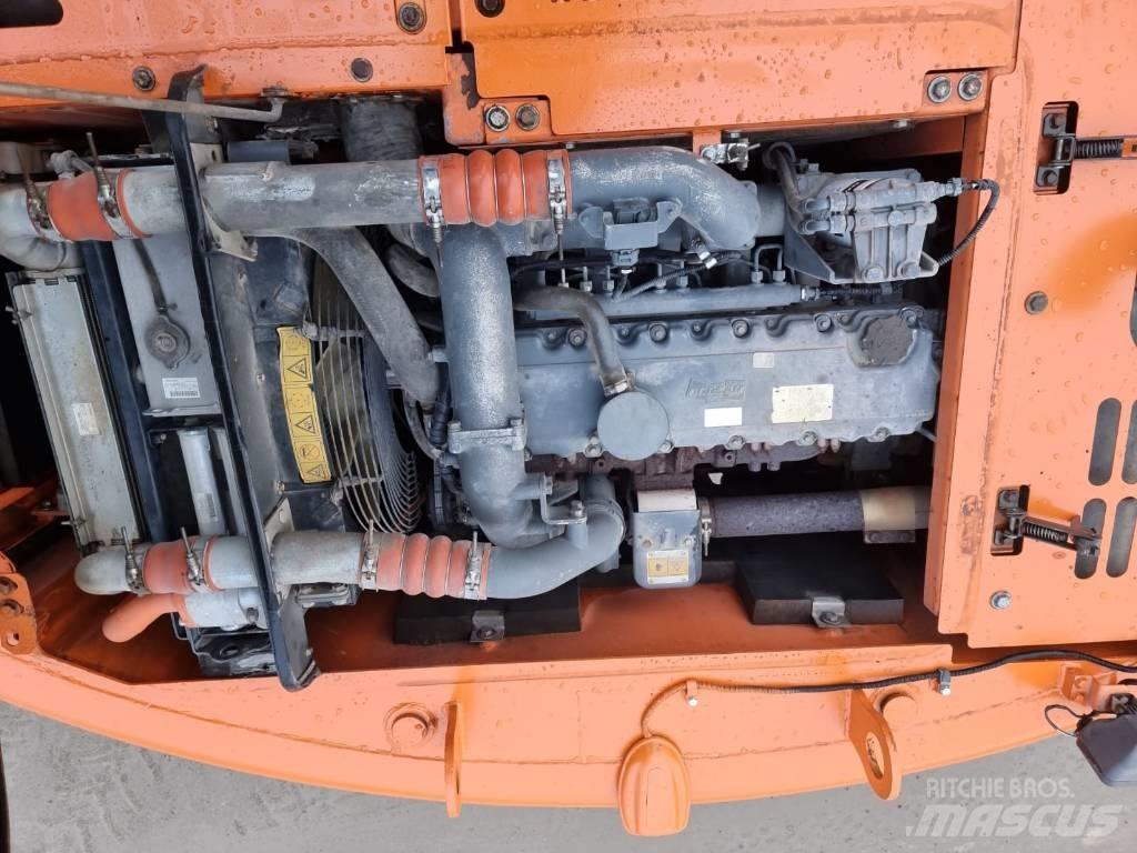 Doosan DX 140 LC Escavatori cingolati